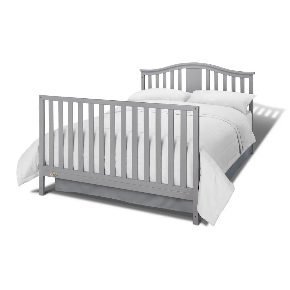 Solano 4-in-1 Convertible Crib with Drawer