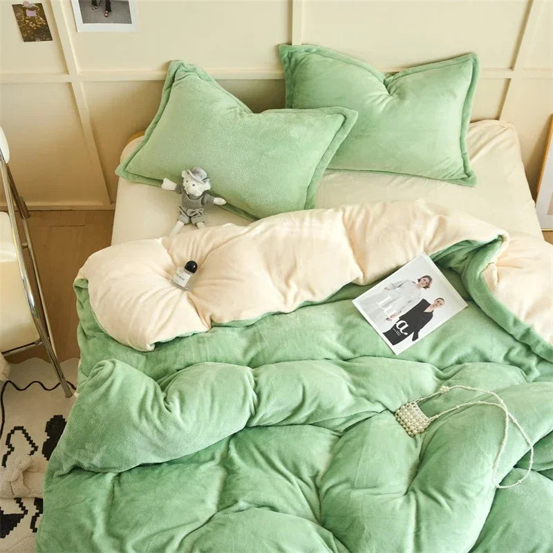 2024 new thickened autumn and winter solid color Quilt Bed Cover