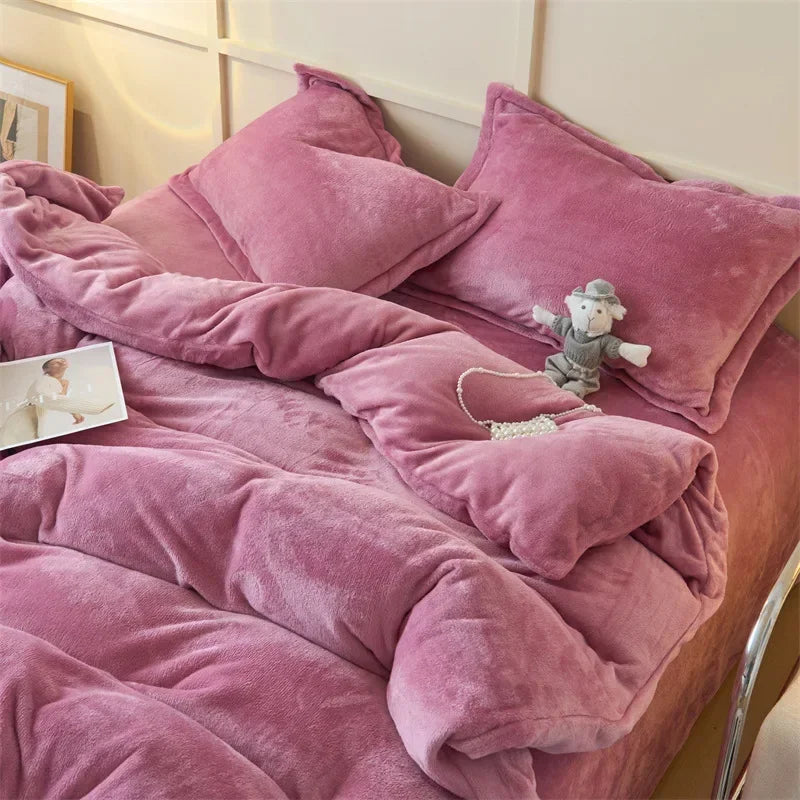 2024 new thickened autumn and winter solid color Quilt Bed Cover